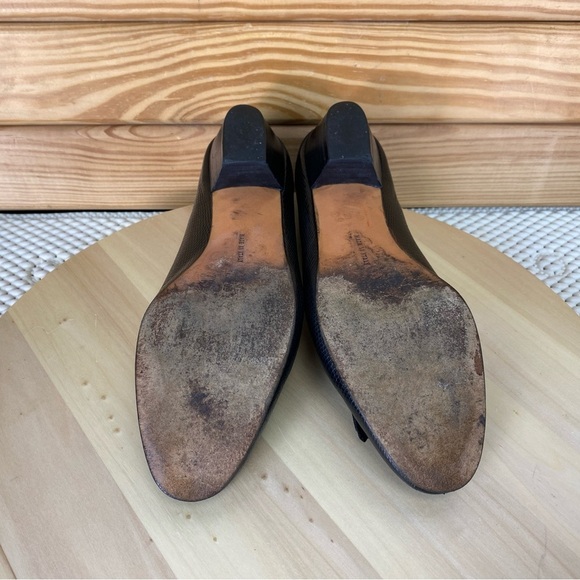 Salvatore Ferragamo Black Leather Classic Low Heels Pumps Slip-on Women's 7 US - Picture 10 of 11